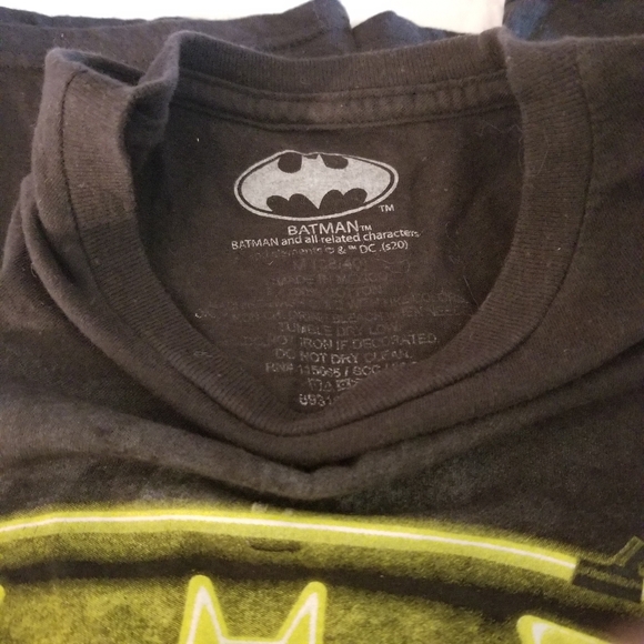 🚨 SOLD🚨Worn once. Graphic Tee - Picture 2 of 2